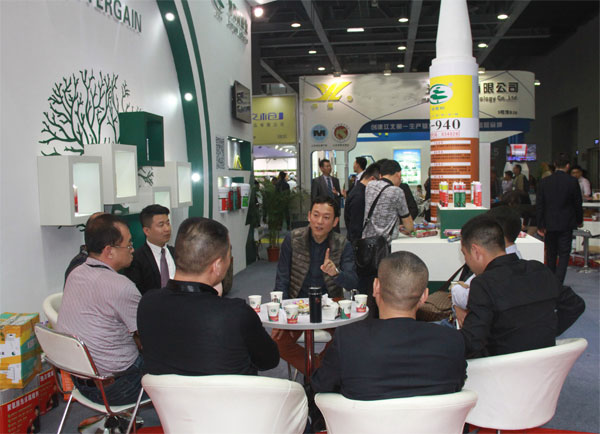 常青樹膠業(yè)廣州展會開門紅