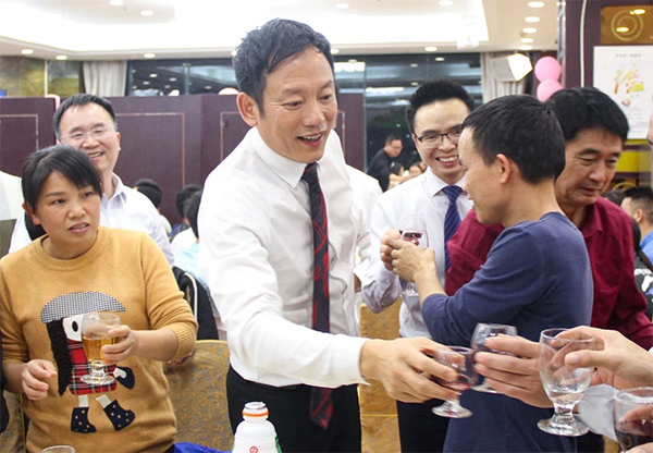 不負韶華，砥礪奮進，共筑青春夢，活力常青樹